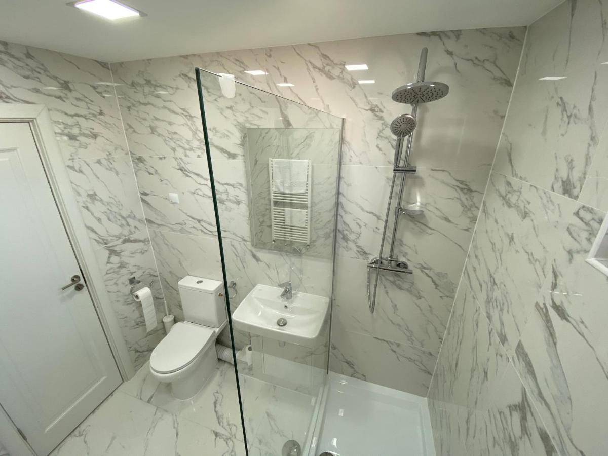 Concept Apartments 3 Camere Тиргу-Муреш Екстер'єр фото